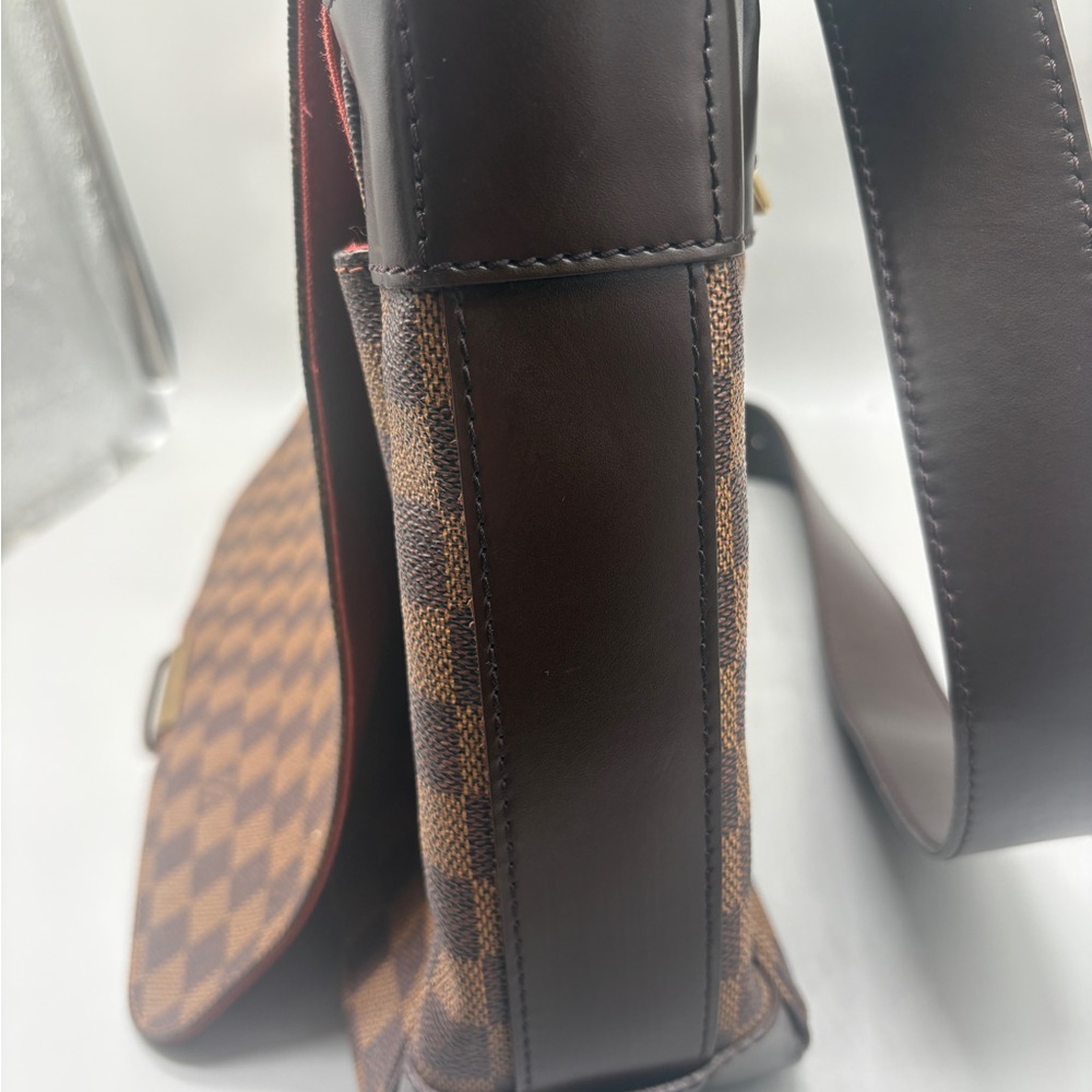 Louis Vuitton District PM Damier Ebene Messenger Crossbody Bag Authenticated - Picture 5 of 16